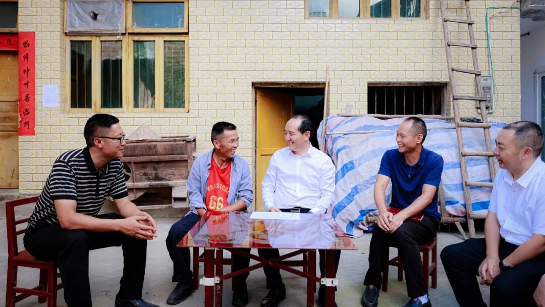 杨昌鹏到紫云自治县调研巩固拓展脱贫攻坚成果同乡村振兴有效衔接工作
